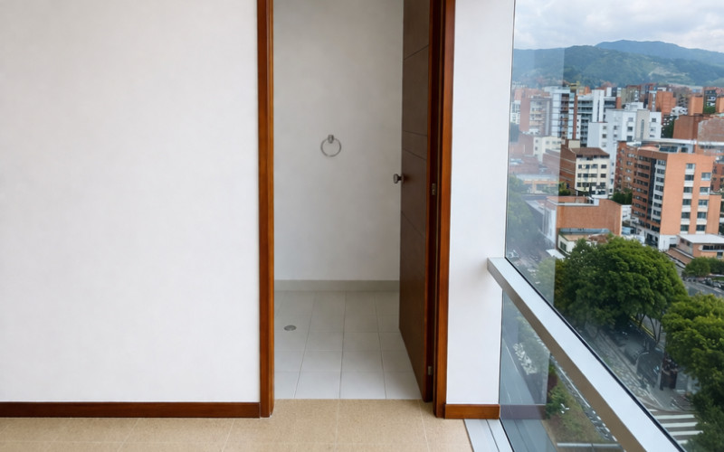 Office with a prime location - Laureles