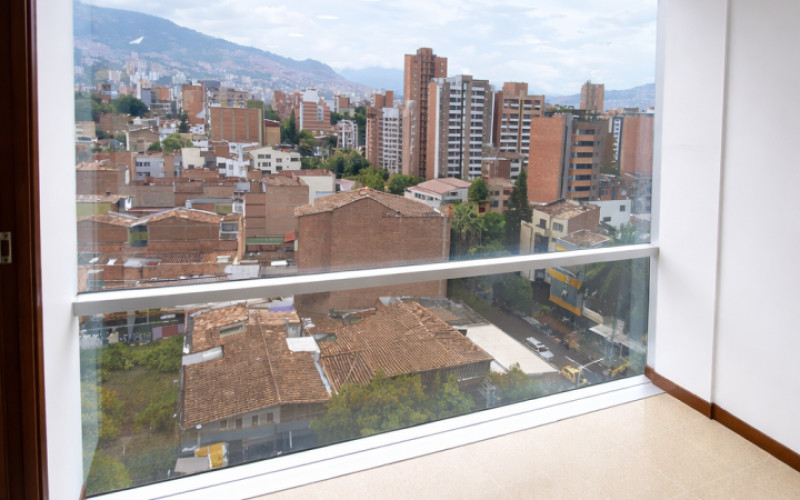 Office with a prime location - Laureles