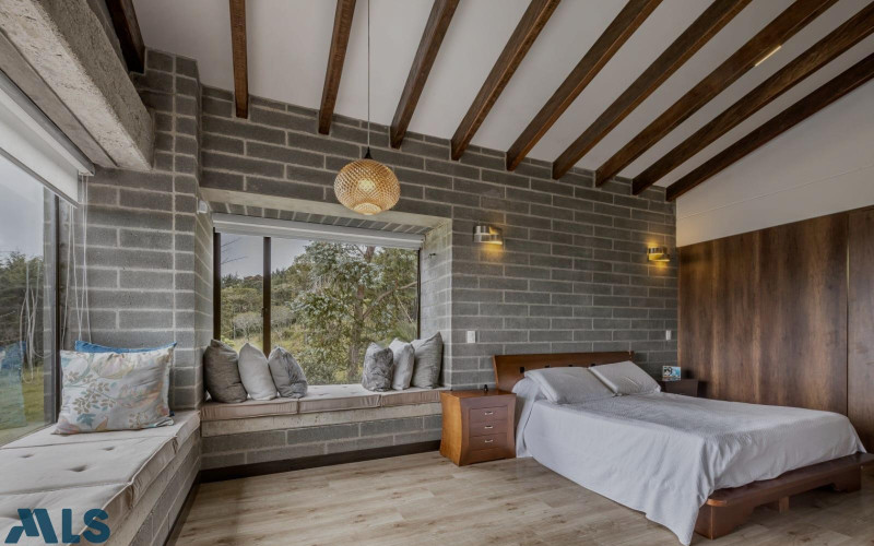 Casa en Santa Elena en Rural