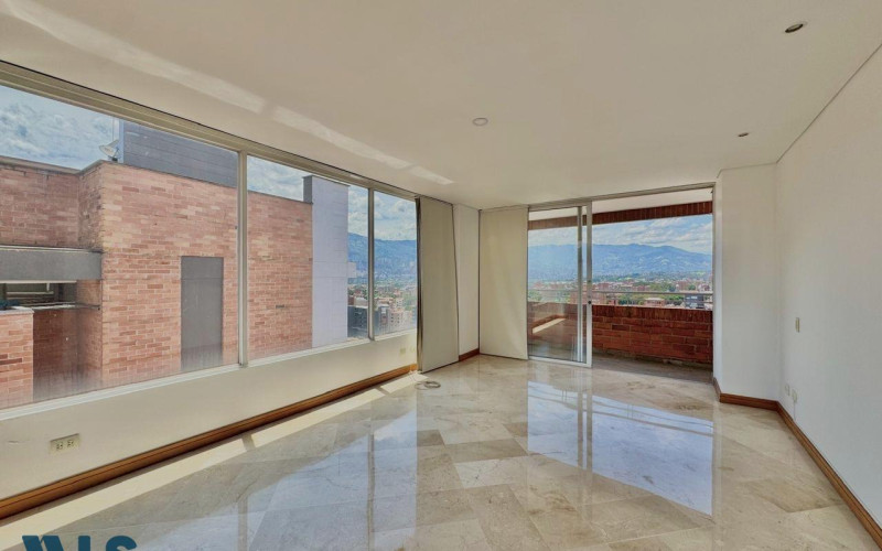 Apartamento en Medellín en Laureles