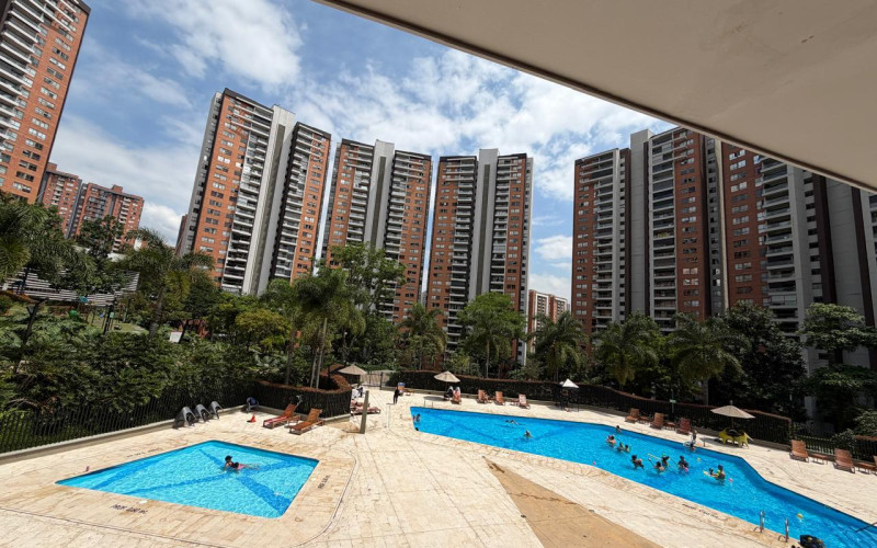 Modern 3-Bedroom Apartment in Aviva: Resort-Style Living in Loma de los Bernal