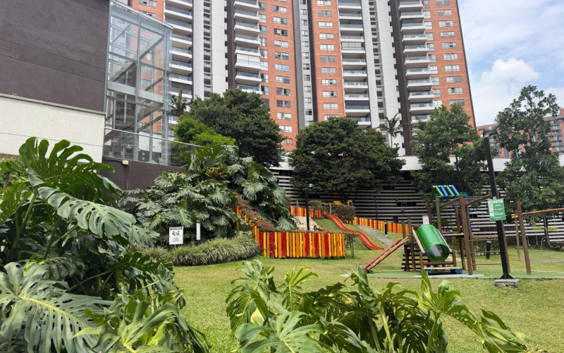 Modern 3-Bedroom Apartment in Aviva: Resort-Style Living in Loma de los Bernal