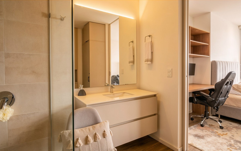 Furnished Apartment for Rent in El Poblado Medellín | Monthly Rental, Fast WiFi, Workspace & Amenities