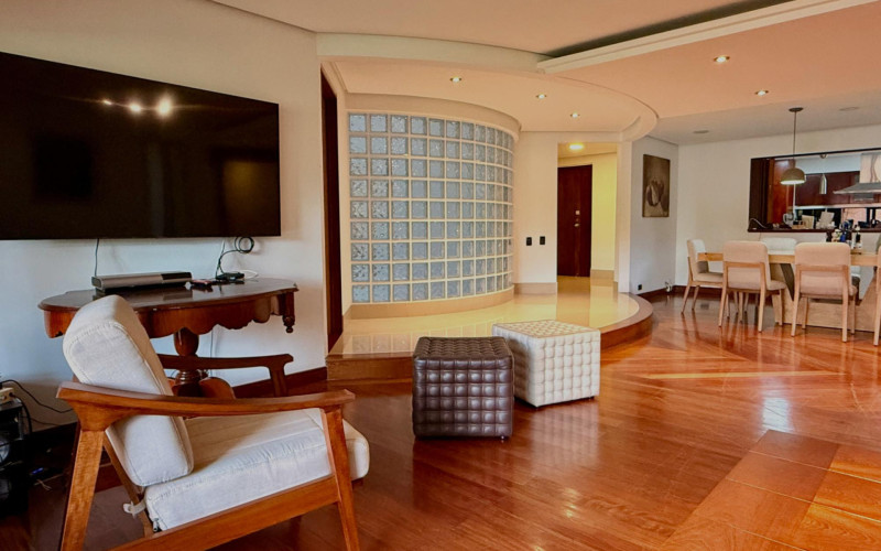 Apartamento en Medellín en Las Lomas Nº 1