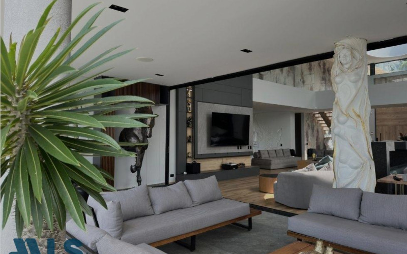 Casa en Envigado en Las palmas