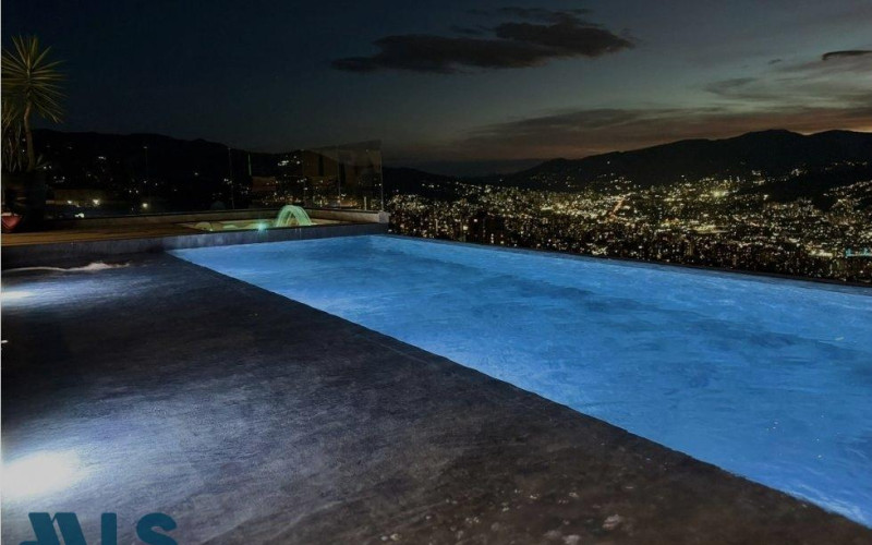 Casa en Envigado en Las palmas