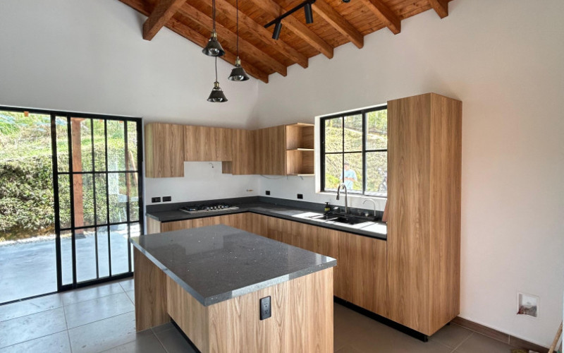 Finca with forest in San Vicente (Vereda Chaparral)