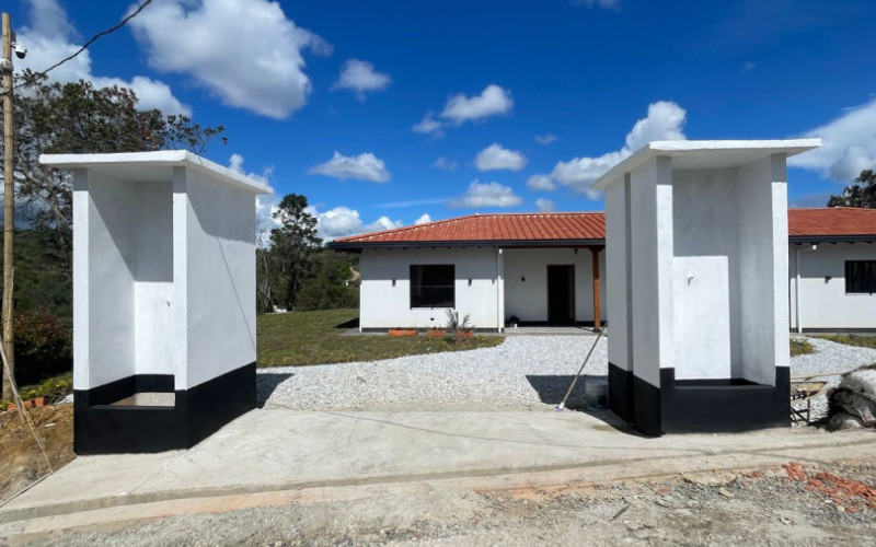 Finca with forest in San Vicente (Vereda Chaparral)