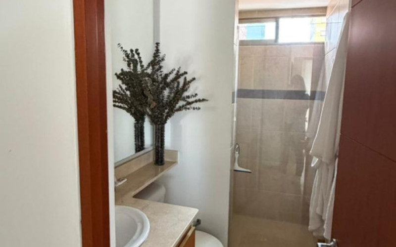 Spacious apartment in Conquistadores with prime location near Unicentro and UPB