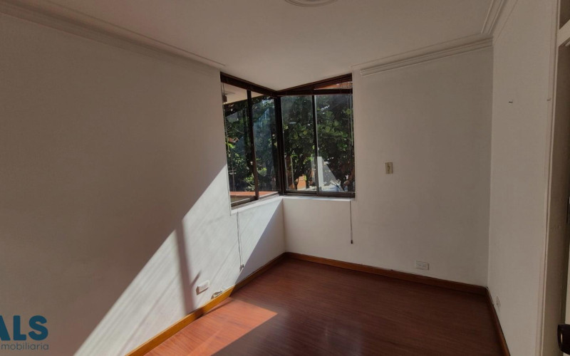 Apartamento en Medellín en Laureles