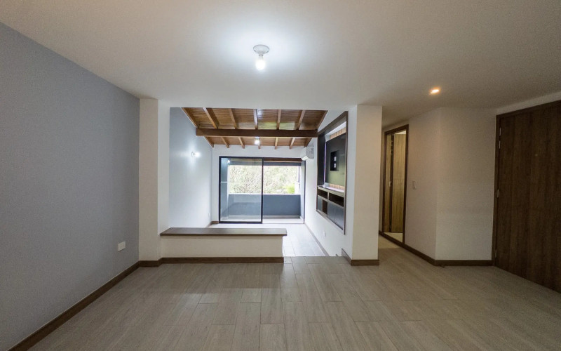 Turn-Key Boutique Duplex in Laureles | High-Yield Cash-Flowing Asset