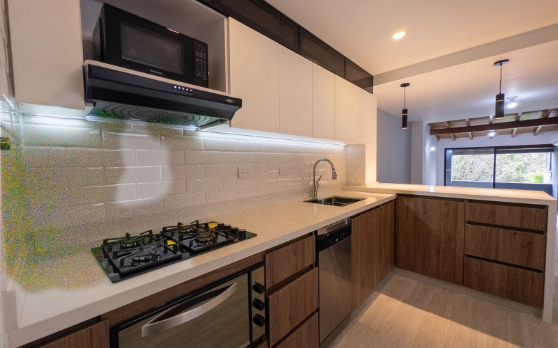 Turn-Key Boutique Duplex in Laureles | High-Yield Cash-Flowing Asset
