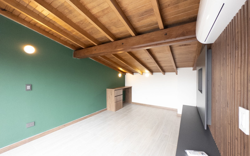 Turn-Key Boutique Duplex in Laureles | High-Yield Cash-Flowing Asset