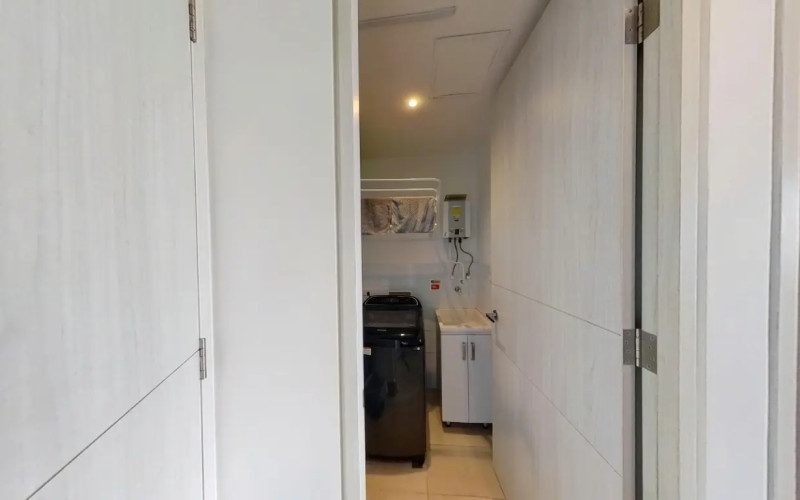 Furnished Apartment for Rent in El Poblado Medellín | Monthly Rental, Fast WiFi, Workspace & Amenities