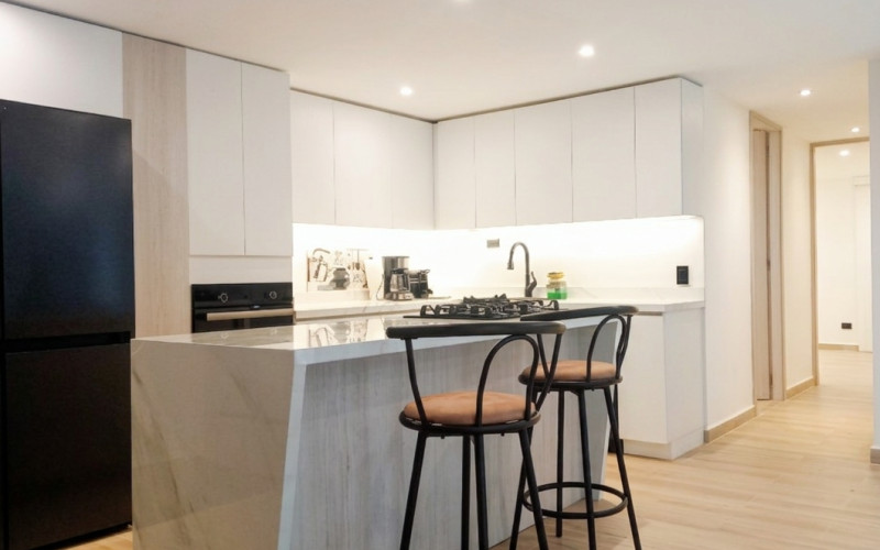 Modern Furnished Apartment in Provenza: A Serene Oasis Steps from Medellín’s Zona Rosa