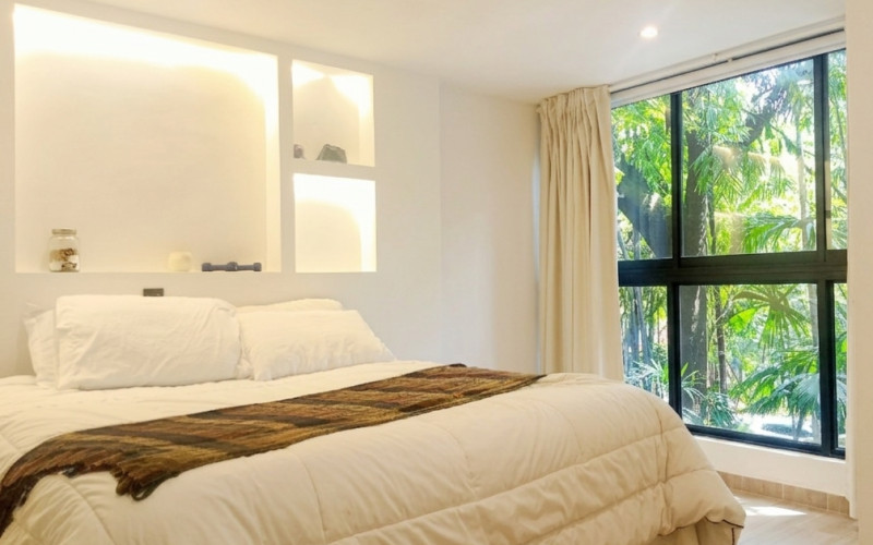 Modern Furnished Apartment in Provenza: A Serene Oasis Steps from Medellín’s Zona Rosa