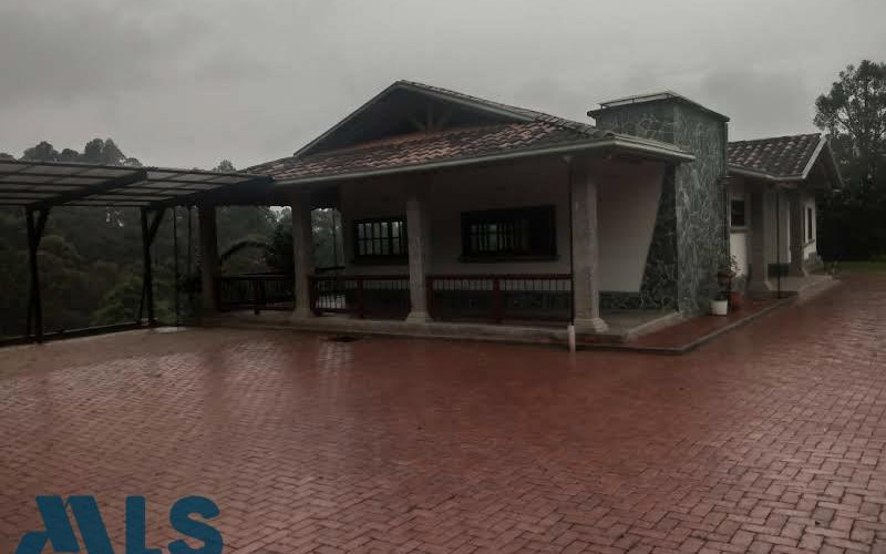 Casa en Rionegro en Aeropuerto