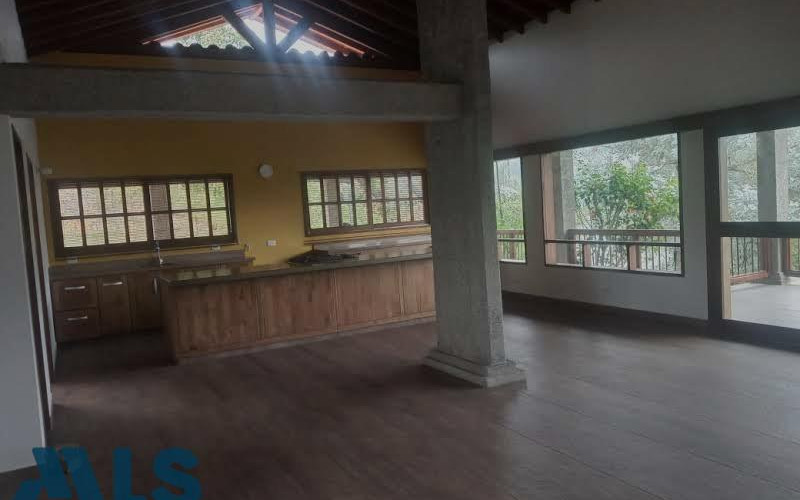 Casa en Rionegro en Aeropuerto