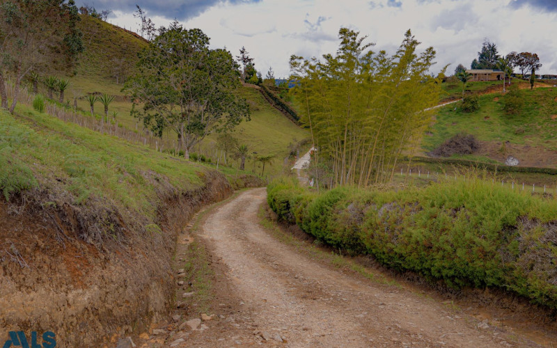 Lote Residencial en San Vicente en Urbano