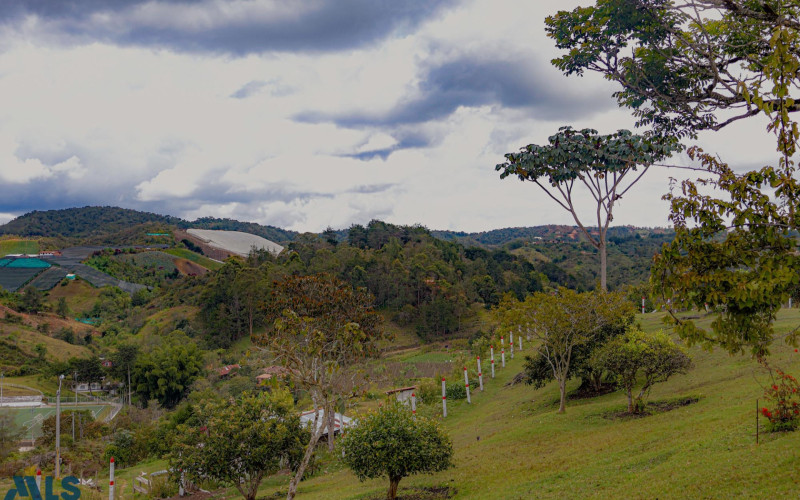 Lote Residencial en San Vicente en Urbano