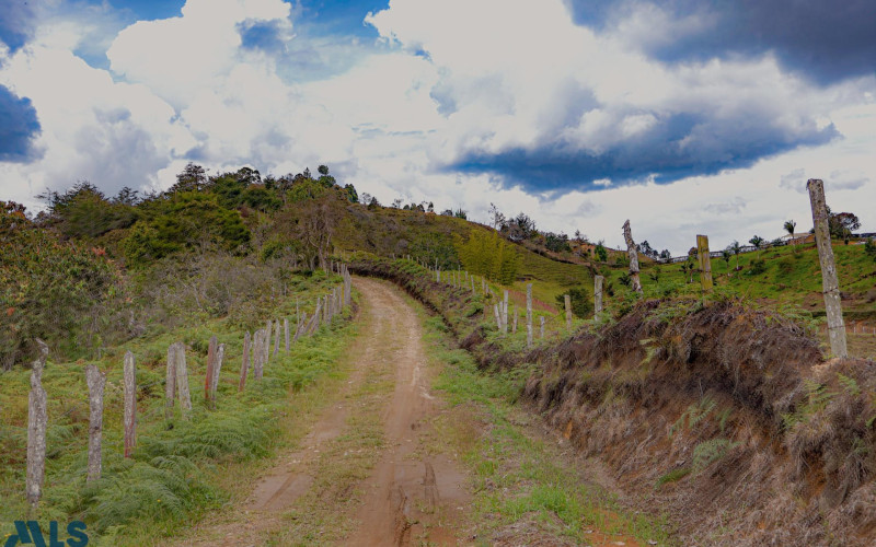 Lote Residencial en San Vicente en Urbano