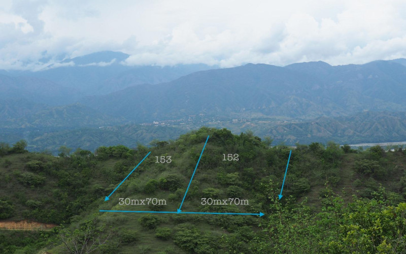 SALE OF A LOT WITH A BEAUTIFUL VIEW