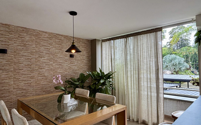 Strategic location & luxury renovation: Ready for move-in