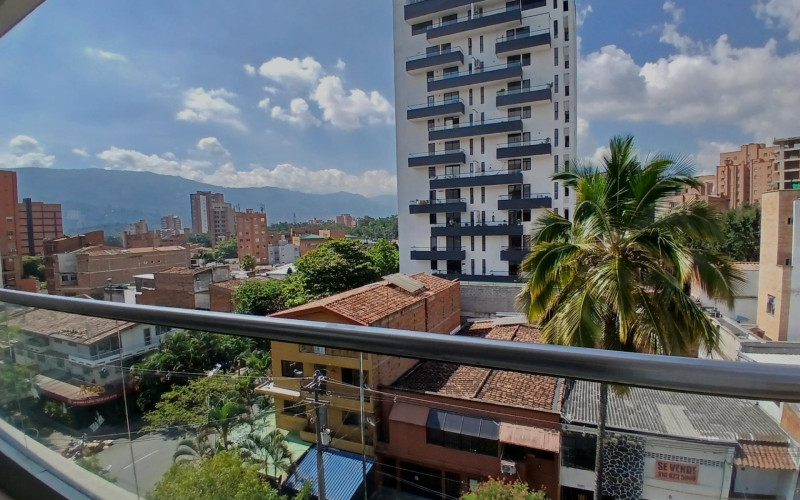 Apartamento en Medellín en Laureles