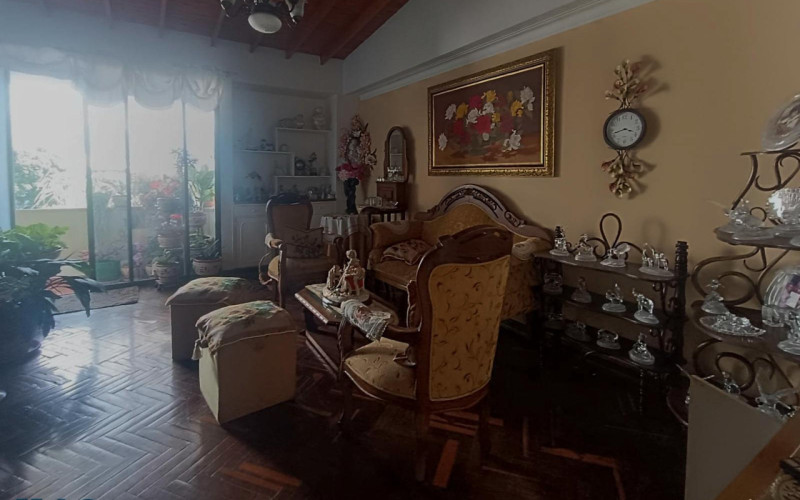 Apartamento en Medellín en Los Colores