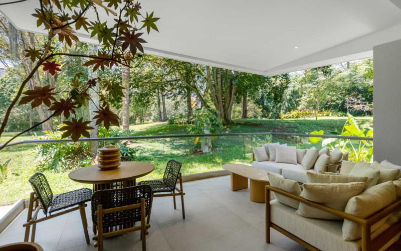 Nature-Inspired Luxury Estates in El Poblado: Expansive Family Residences in Medellín’s Premier Green Belt