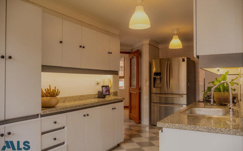 Apartamento en Medellín en El Tesoro