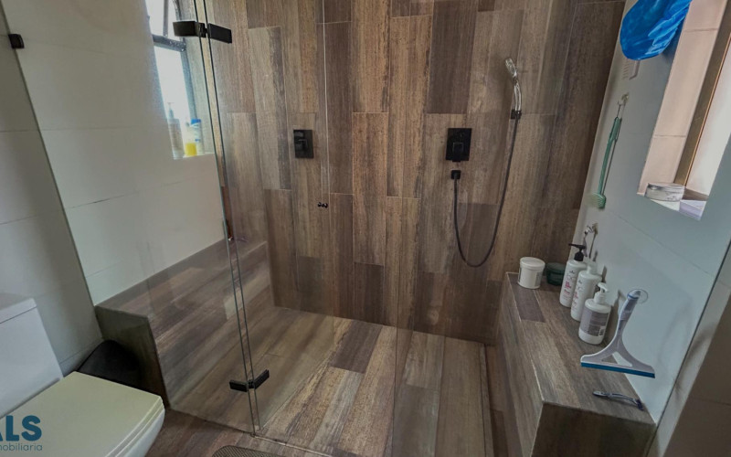 Apartamento en Medellín en El Tesoro