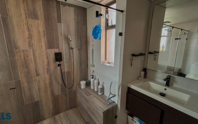 Apartamento en Medellín en El Tesoro