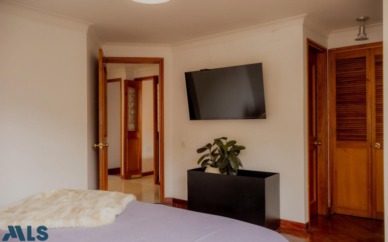 Apartamento en Medellín en El Tesoro