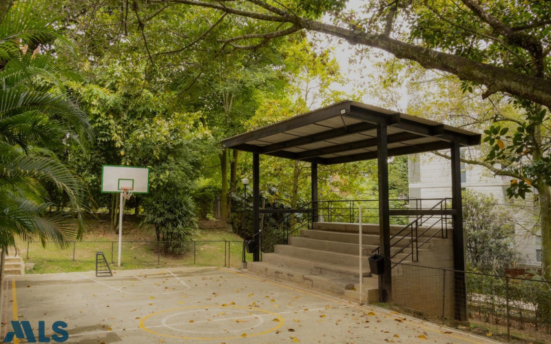 Apartamento en Medellín en El Tesoro