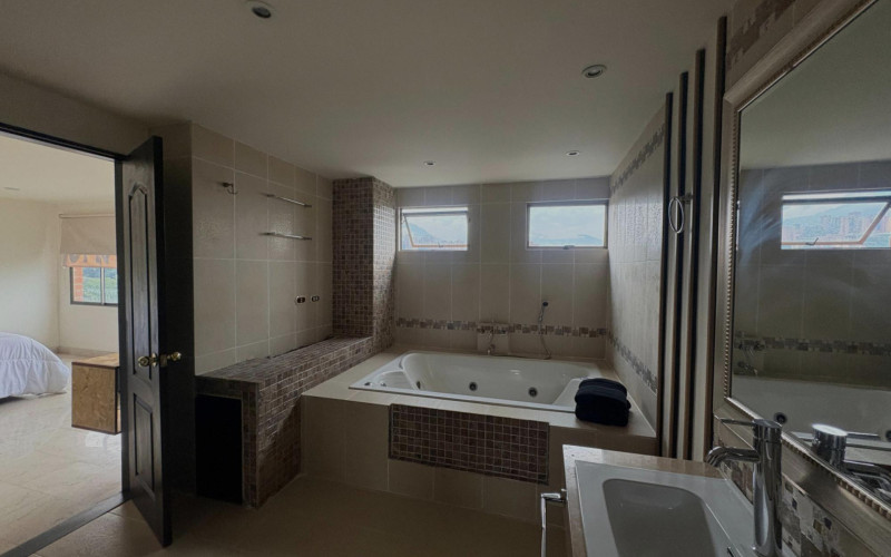 Apartamento en Medellín en Lalinde