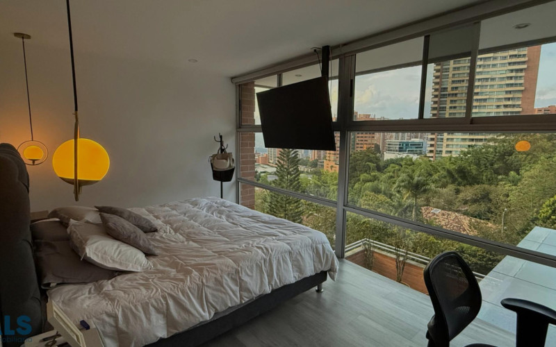 Apartamento en Medellín en El Tesoro