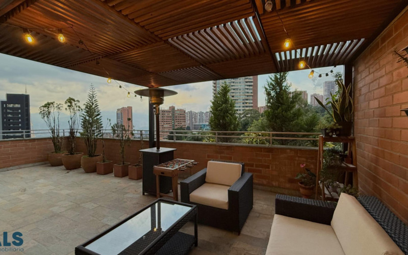 Apartamento en Medellín en El Tesoro