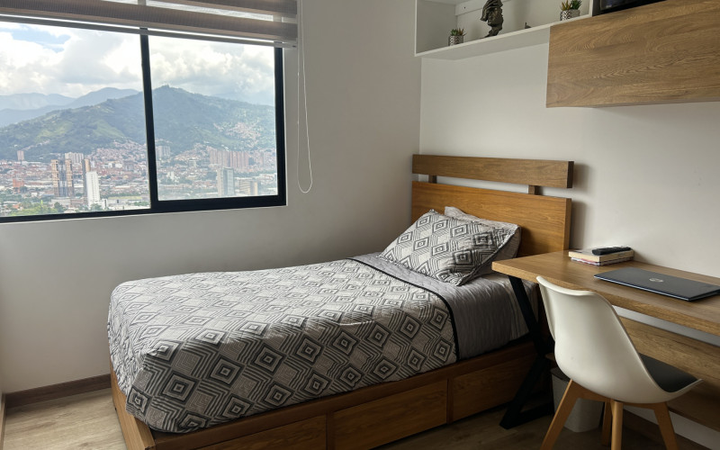 Modern Apartment for Sale in Envigado, El Trianón | Unobstructed City View