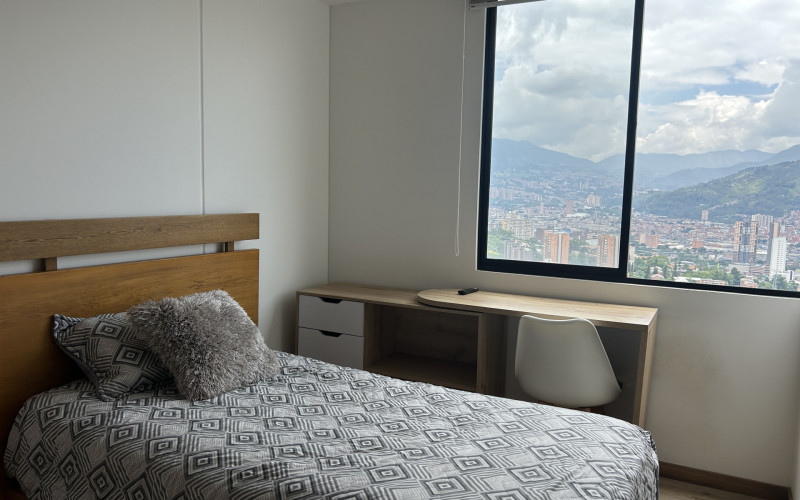 Modern Apartment for Sale in Envigado, El Trianón | Unobstructed City View