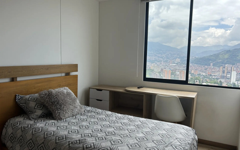 Modern Apartment for Sale in Envigado, El Trianón | Unobstructed City View