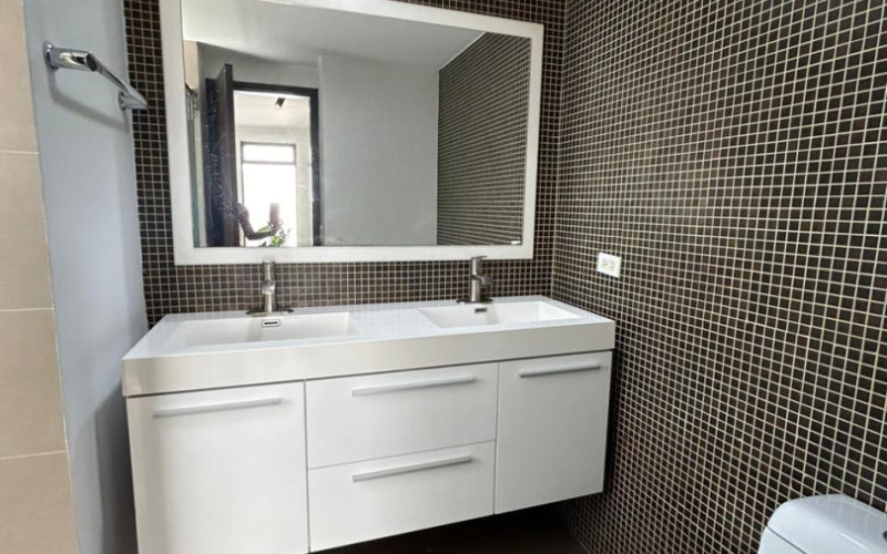 Luxury duplex penthouse in Laureles – 182 m² REMAX MEDELLÍN