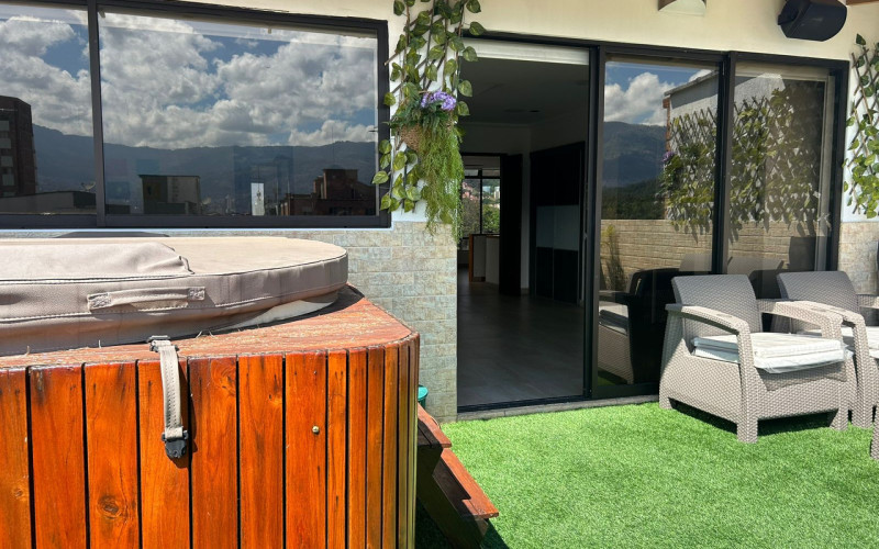 Luxury duplex penthouse in Laureles – 182 m² REMAX MEDELLÍN