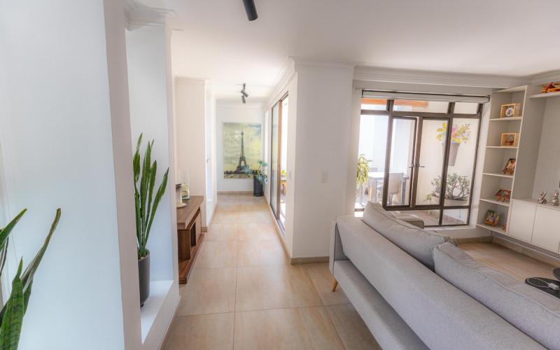 Luxury duplex penthouse in Laureles – 182 m² REMAX MEDELLÍN