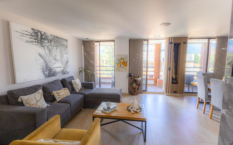 Luxury duplex penthouse in Laureles – 182 m² REMAX MEDELLÍN