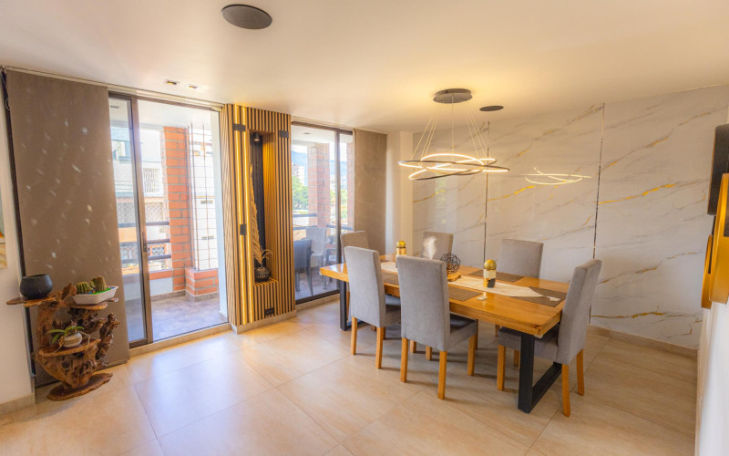 Luxury duplex penthouse in Laureles – 182 m² REMAX MEDELLÍN