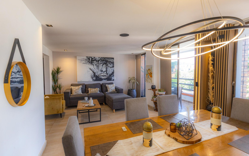 Luxury duplex penthouse in Laureles – 182 m² REMAX MEDELLÍN