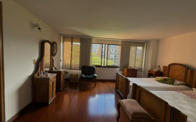 Apartamento en Medellín en Oviedo