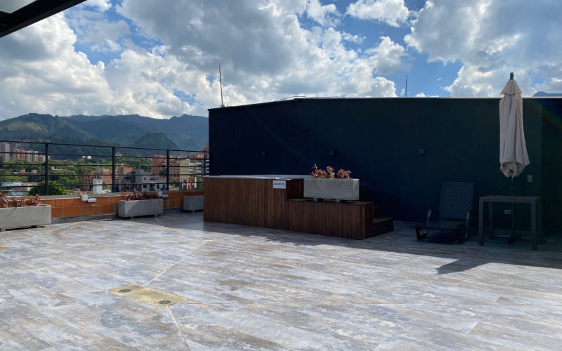 Modern Duplex with Short-Term Rental License