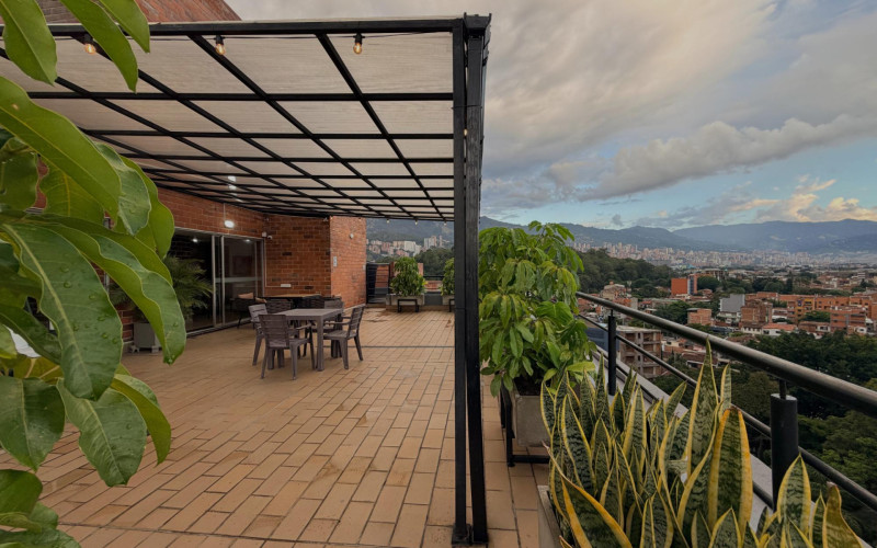 Apartamento en Medellín en Laureles